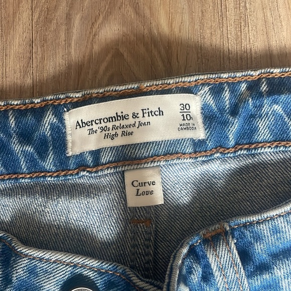 Abercrombie & Fitch Jeans - Picture 2 of 3